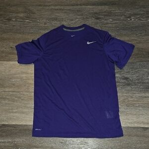 Nike Dri-Fit Men's Large Purple Short Sleeve T-Shirt New w/out Tags!